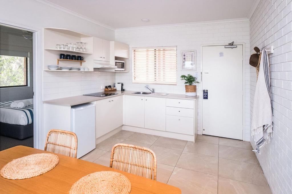 Mollymook Seascape Motel And Apartments (Adults Only) Zewnętrze zdjęcie